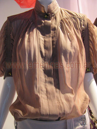 Blusa de moda rosa viejo cuello mao con recortes en canesu mangas fruncidas LAFAYETTE